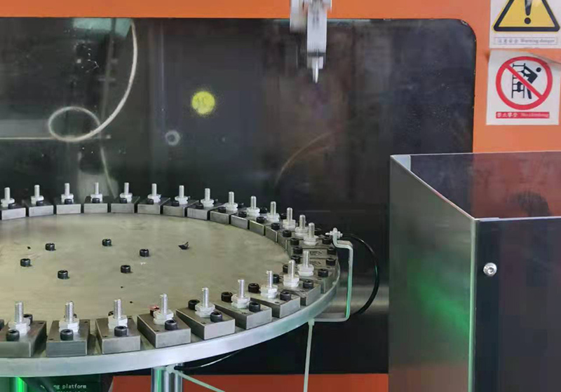 注塑机上料设备-镶嵌